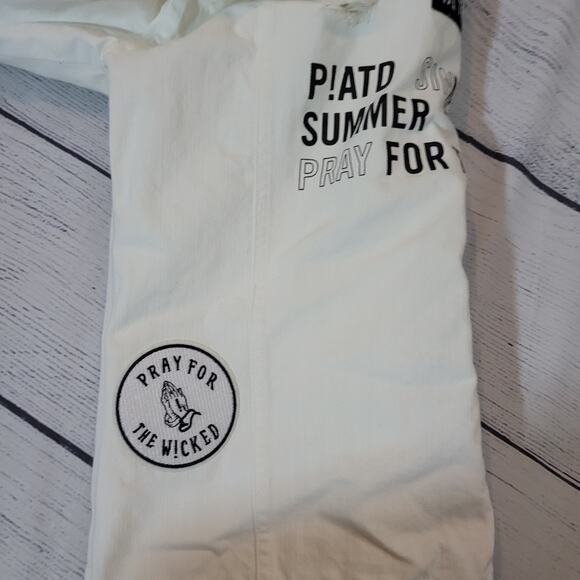 Panic! At The Disco Size S Pray For The Wicked 2018 Official White Jean Jacket - Picture 11 of 16